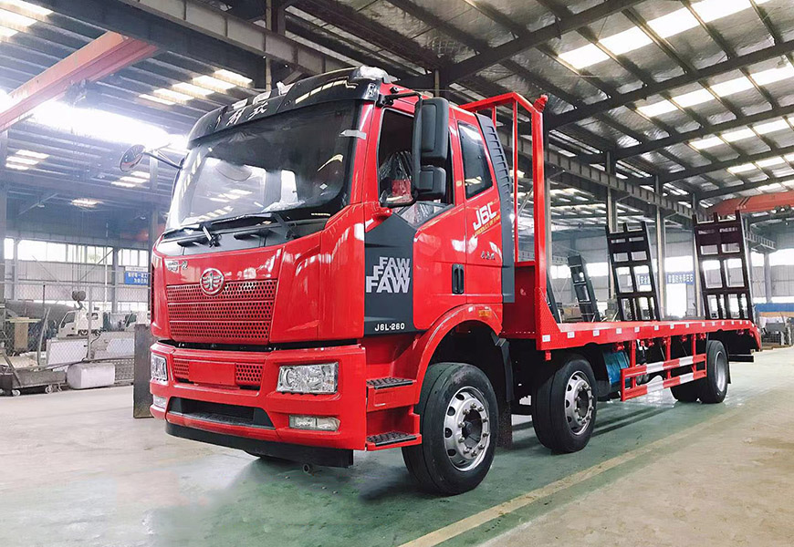 國六解放J6前四后八平板運(yùn)輸車
